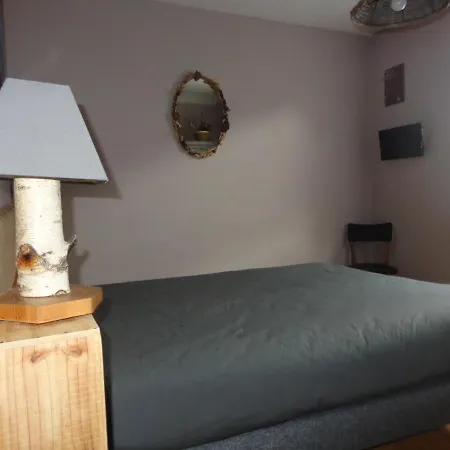 Apartment Chez Corine Marque Bastampe
